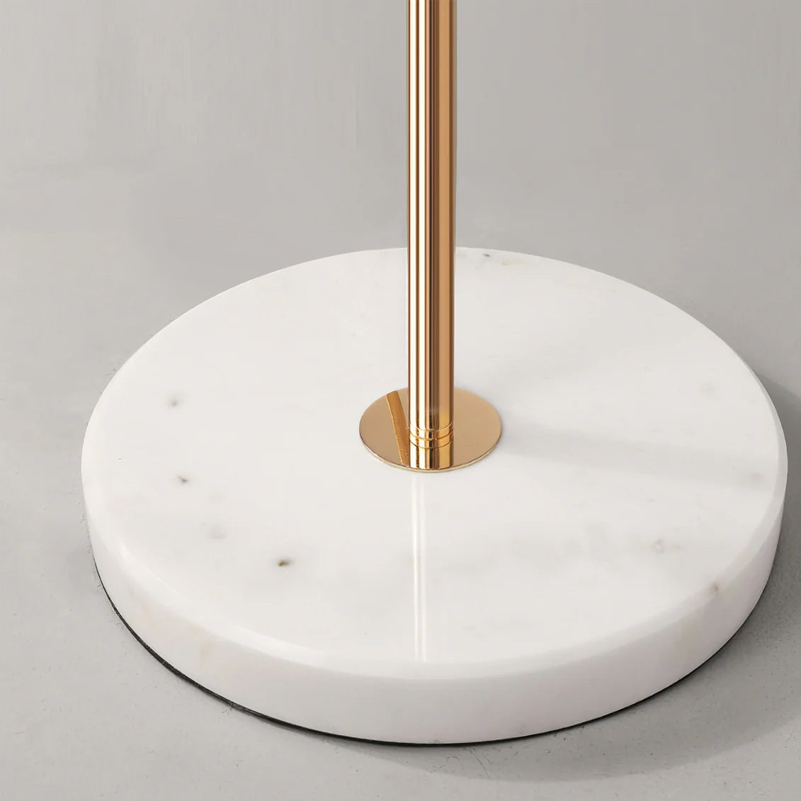 Ella Lampadaire en Céramique avec Feuilles de Ginkgo - image 11 | Maison Opale