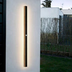 Elune Applique Murale Extérieur LED Étanche Minimaliste Métal Cour - image 37 | Maison Opale