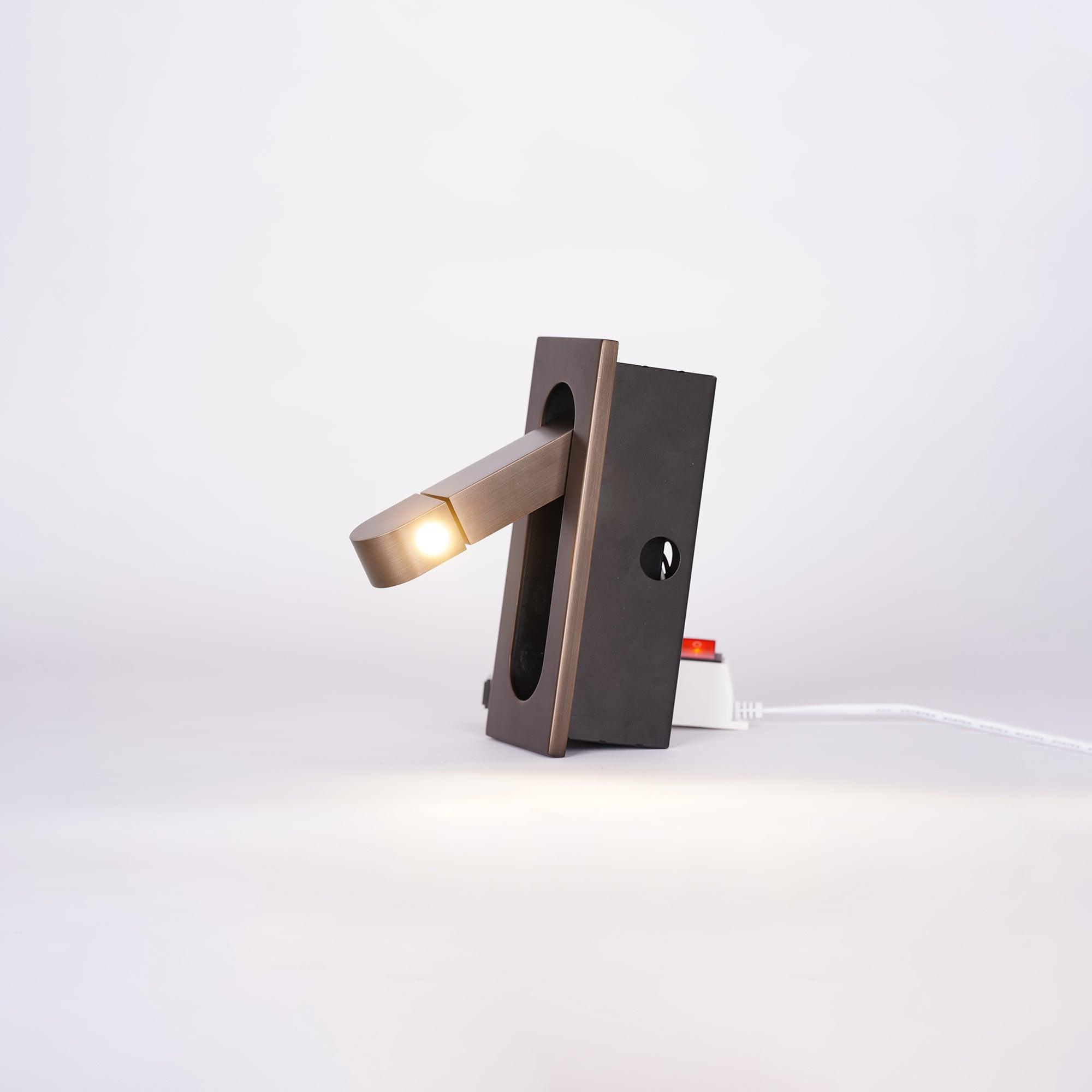 Lustra Lampe De Lecture Moderne LED Ajustable Pour Chevet - image 23 | Maison Opale