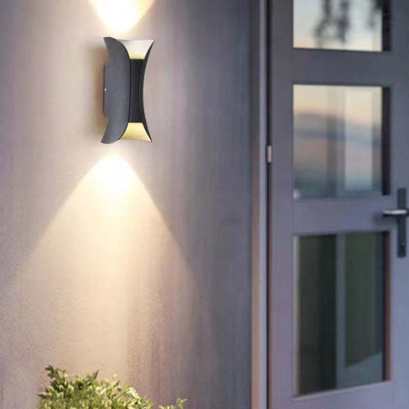 Noxel Applique Murale Simple Noir/Blanc/Or. Cour - image 3 | Maison Opale