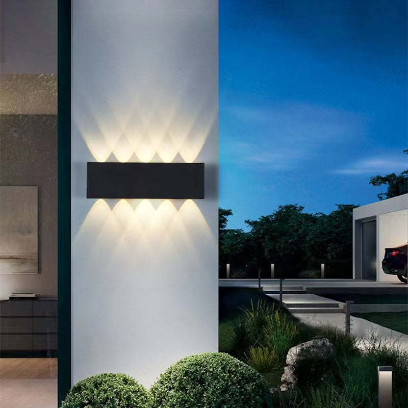 Tronix Applique Murale Rectangulaire Moderne  Noir/Blanc. Corridor - image 3 | Maison Opale